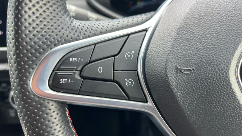 Renault Clio 1.0 TCe 90 RS Line 5dr Petrol Hatchback